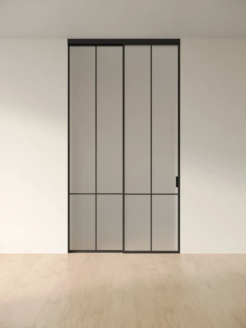 Закаленное белое сатинат / Перегородка из 2 створок (1 неподв., 1 подв.)